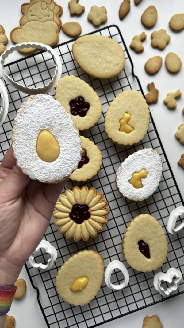 Linzer Velykinių sausainių formelių rinkinys