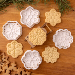 Keturios snaigutės - sausainių formelės